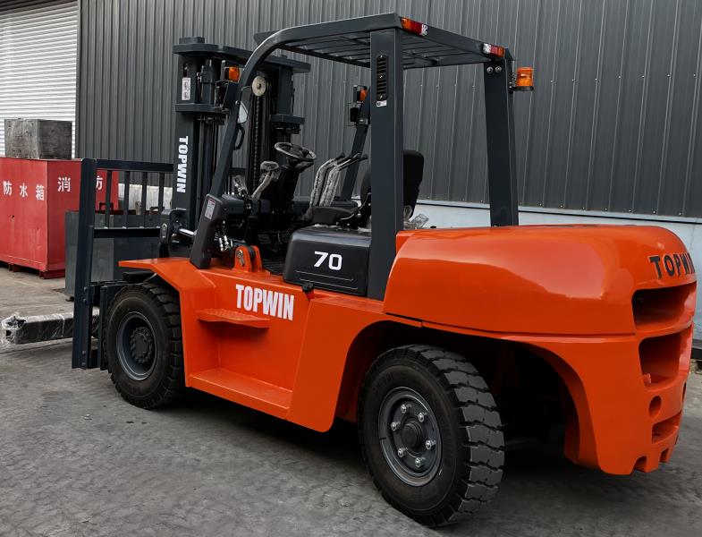 Mitsubishi Diesel Forklift.jpg